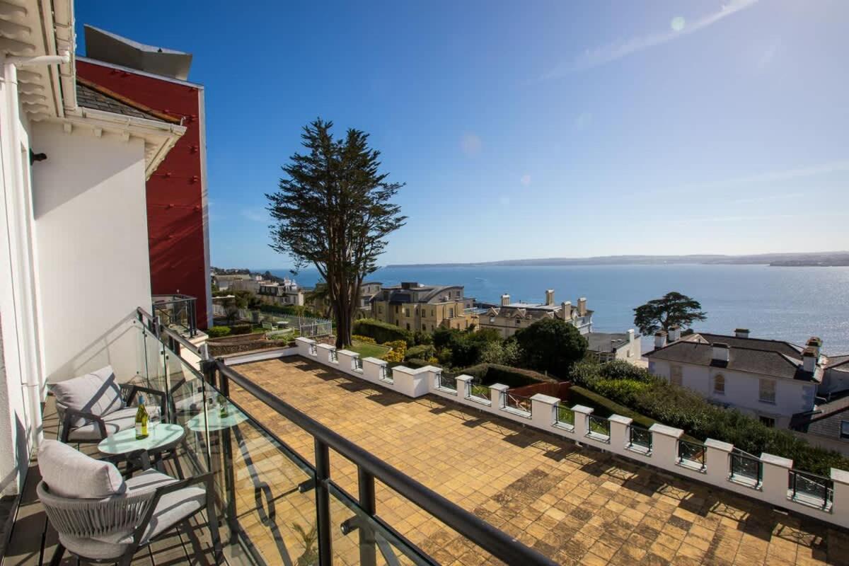 Breathtaking Views At The Bay Holiday home *